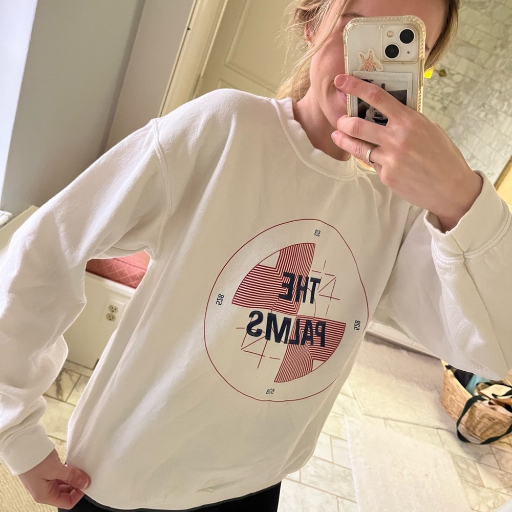Sweatshirt